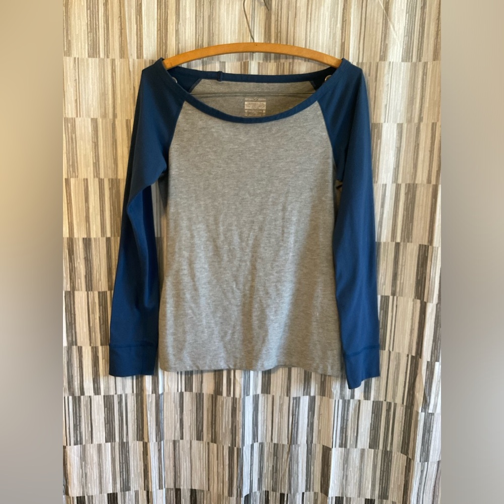 Lululemon long sleeve tee